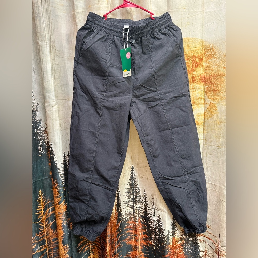 HALARA Black Jogger Pants